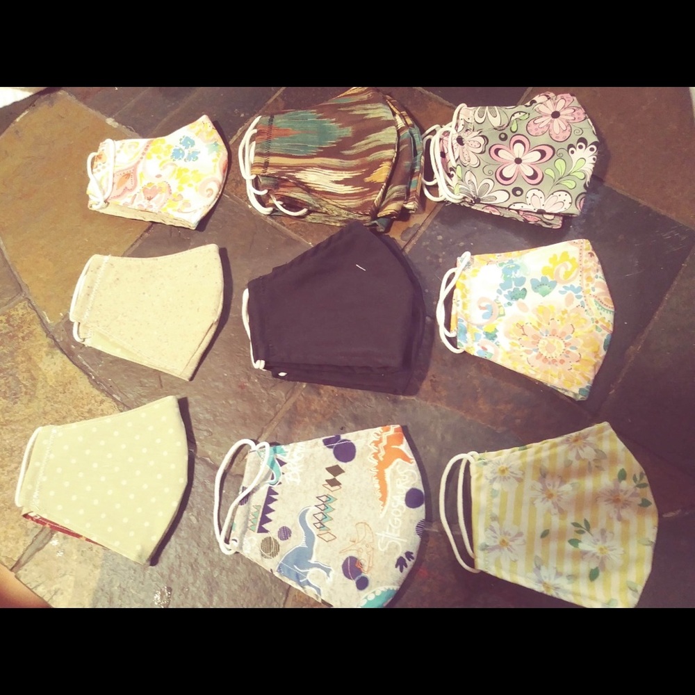 Face masks - Picture 2 of 3